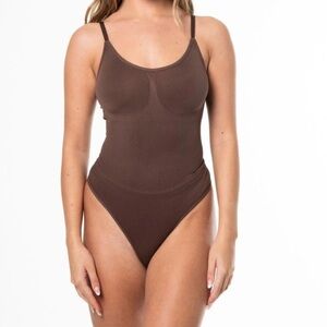 Heyshap Snatched Thong Bodysuit Size S New With Tag